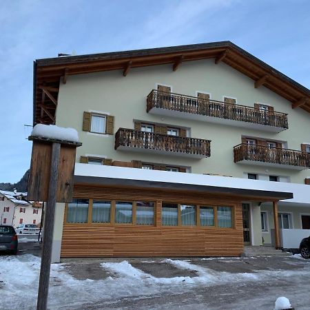 Ciasa De Rosa Apartment Pozza di Fassa Bagian luar foto