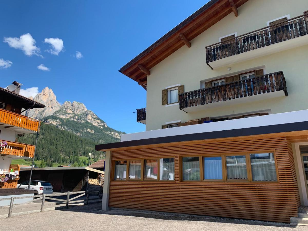 Ciasa De Rosa Apartment Pozza di Fassa Bagian luar foto